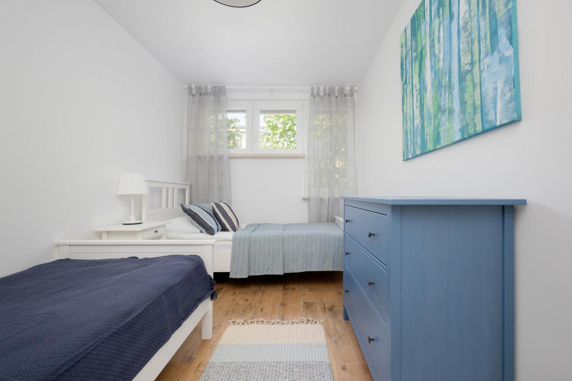 Cozy Near Royal Baths Park By Renters Apartament
